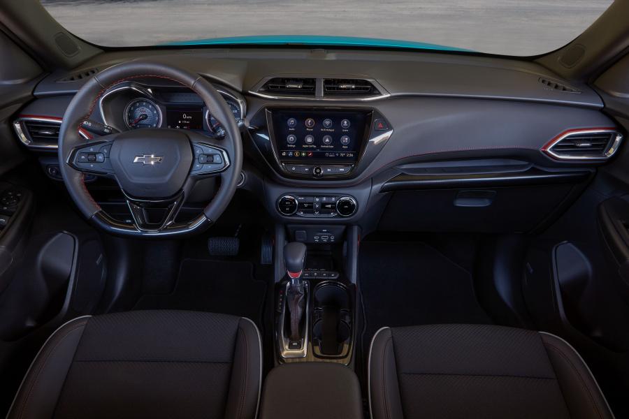 Торпедо Chevrolet TrailBlazer RS 2020 года  (NA) (фото 6 из 15)
